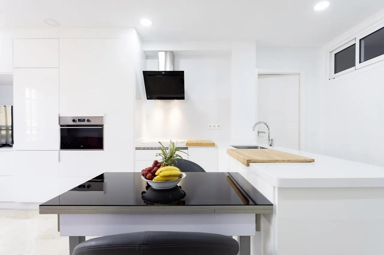 Home2Book Center Apartment Santa Cruz, Wifi Spain